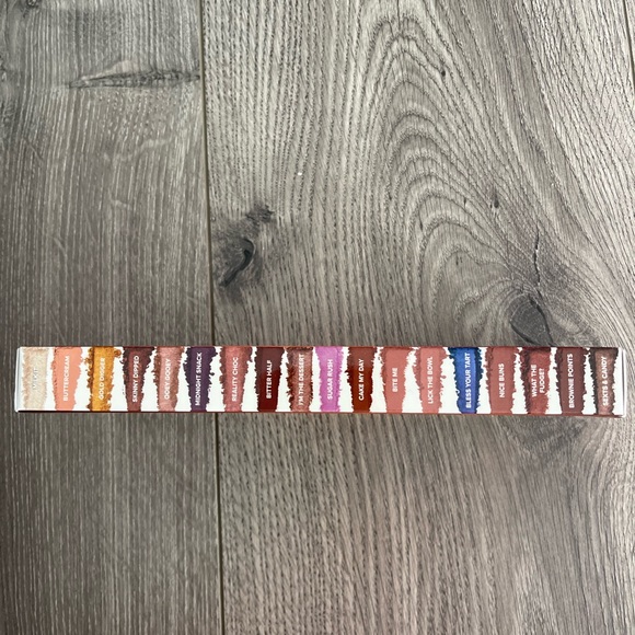 Too Faced Better Than Chocolate Eyeshadow Palette - Picture 5 of 5